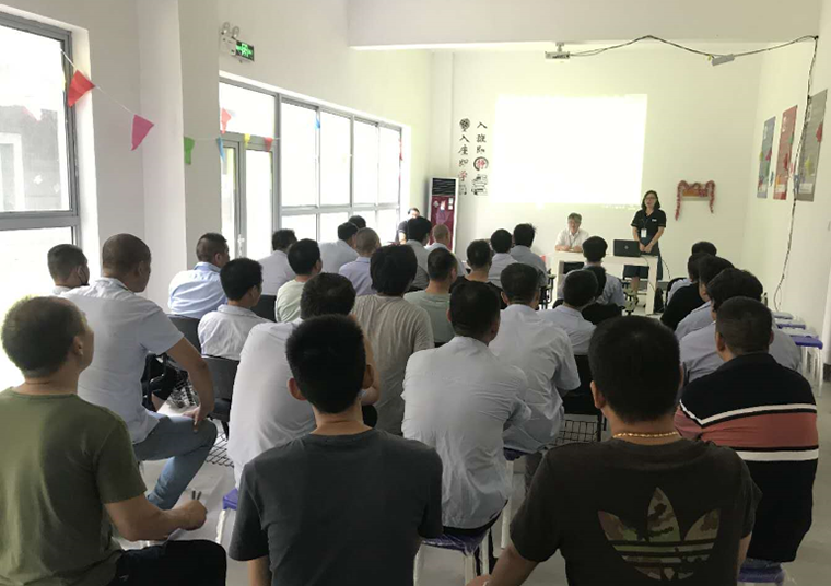 巅峰国际官网-钻营健全,你我一路成长