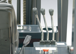 巅峰国际官网-钻营健全,你我一路成长