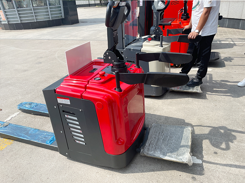 巅峰国际官网-钻营健全,你我一路成长